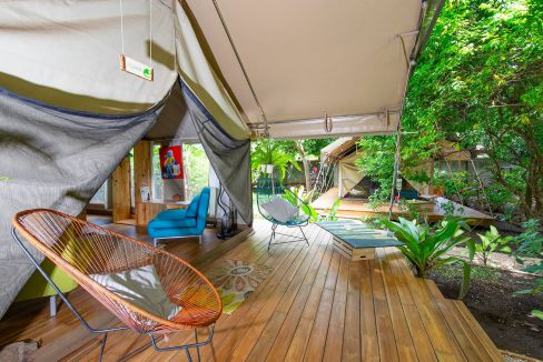 LL-Glamping-Tent-Patio