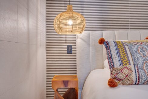 BEACHFRONT CONDO FOR SALE FLAMINGO BEACH (1)