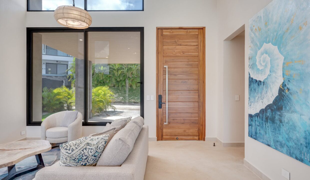 Luxury Home For sale flamingo beach (18)