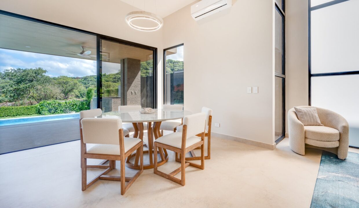 Luxury Home For sale flamingo beach (21)