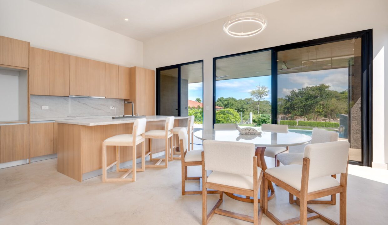 Luxury Home For sale flamingo beach (22)