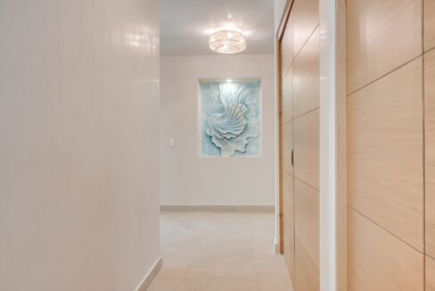 Luxury Home For sale flamingo beach (29)