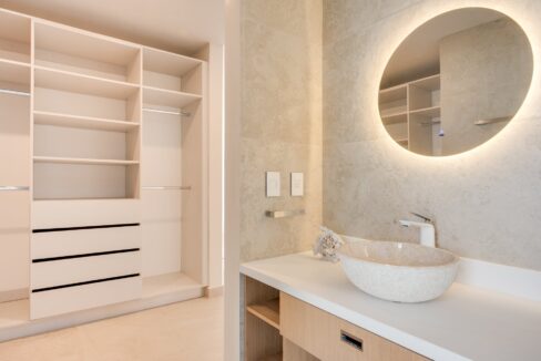 Luxury Home For sale flamingo beach (33)