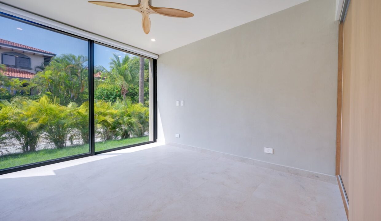 Luxury Home For sale flamingo beach (5)