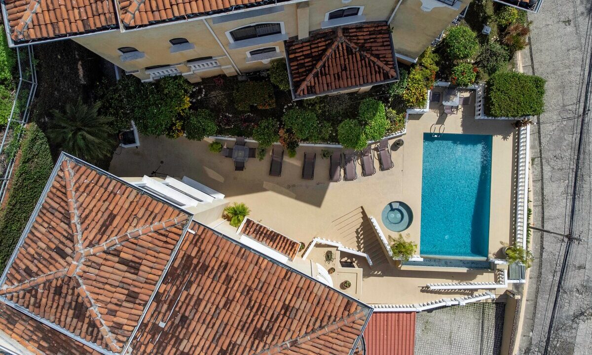 MARINA REAL CONDO (14)