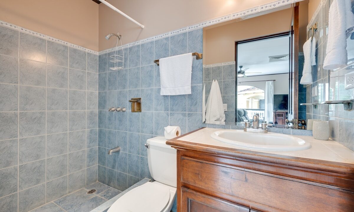 MARINA REAL CONDO (20)