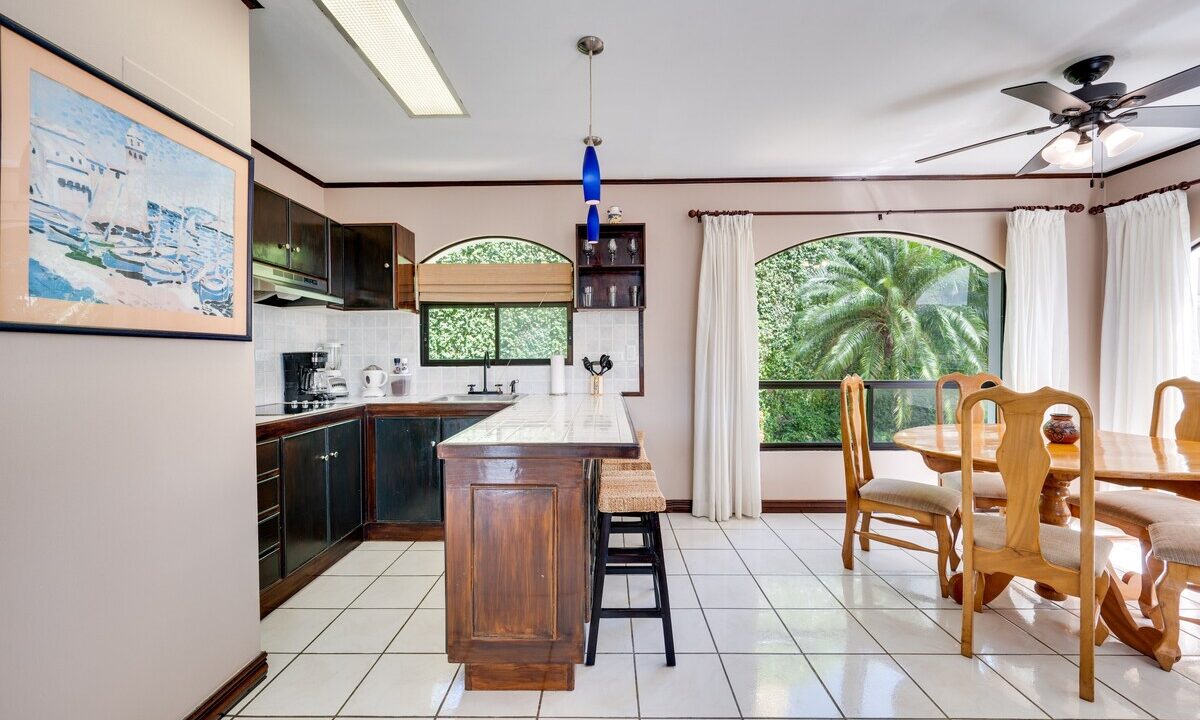 MARINA REAL CONDO (3)