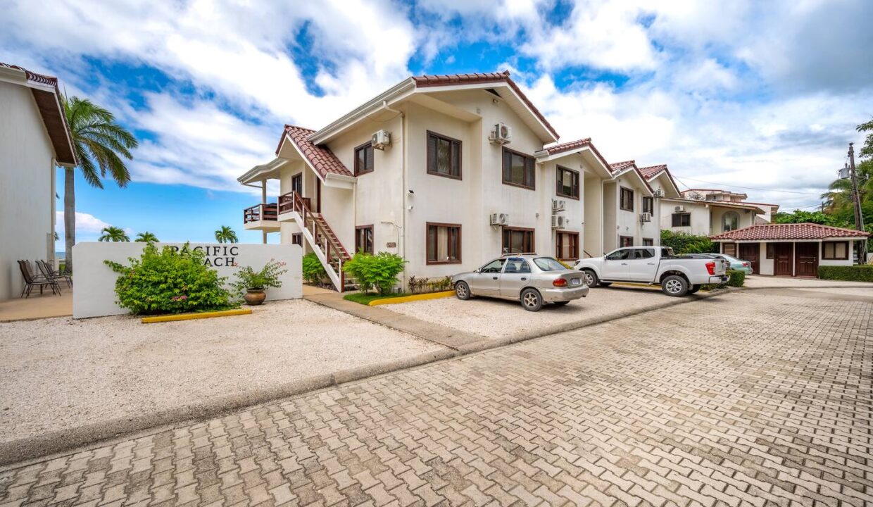 BEACHFRONT CONDO FOR SALE (2)