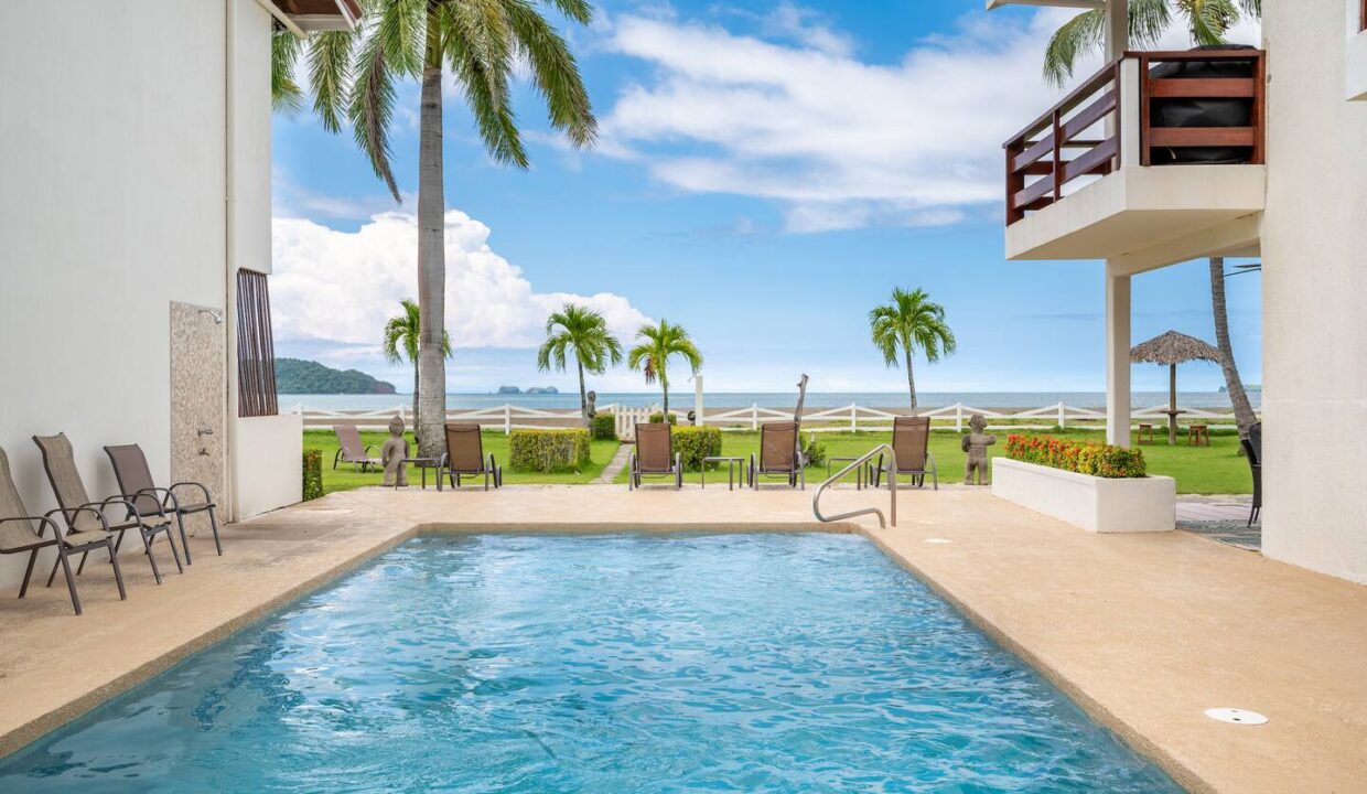 BEACHFRONT CONDO FOR SALE (3)