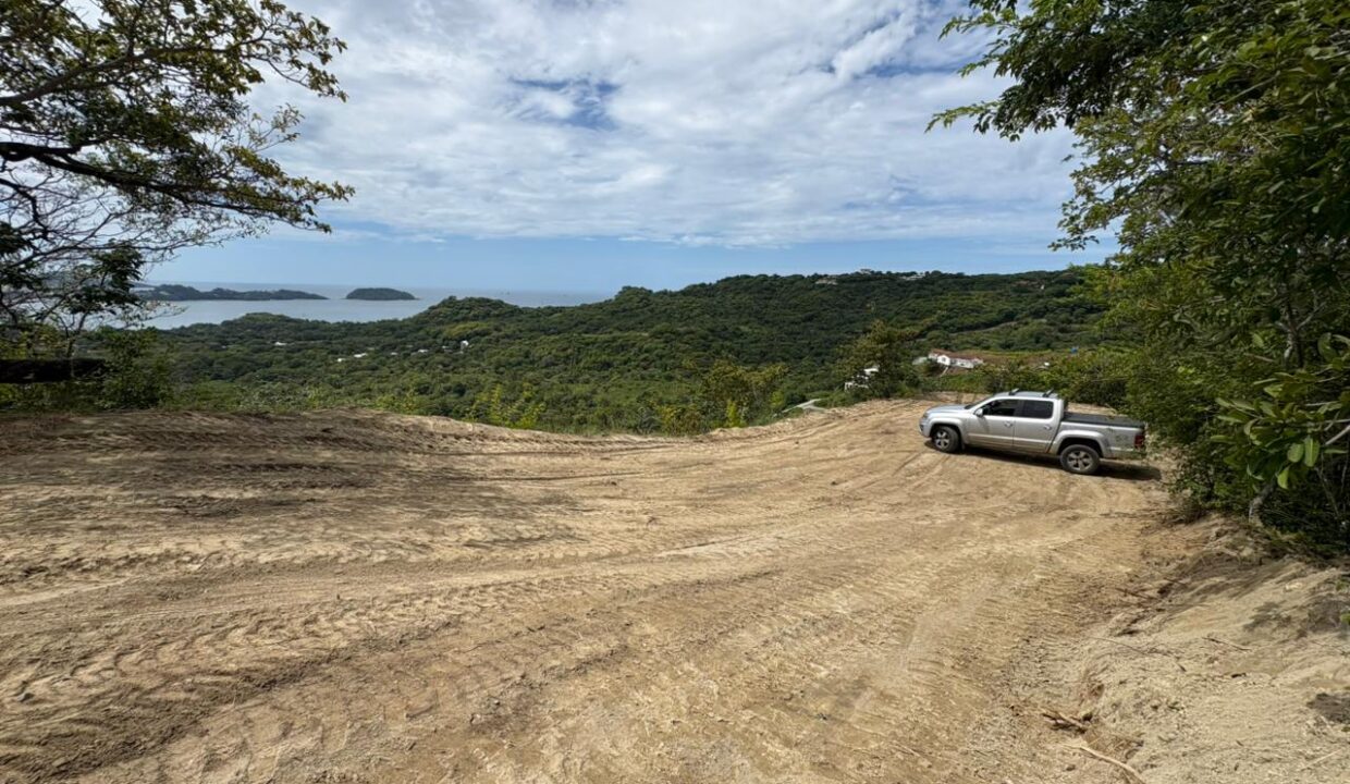 Marcela Lot Photos (5)